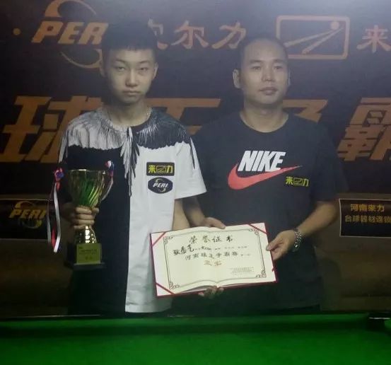 了自己的声 了自己的声